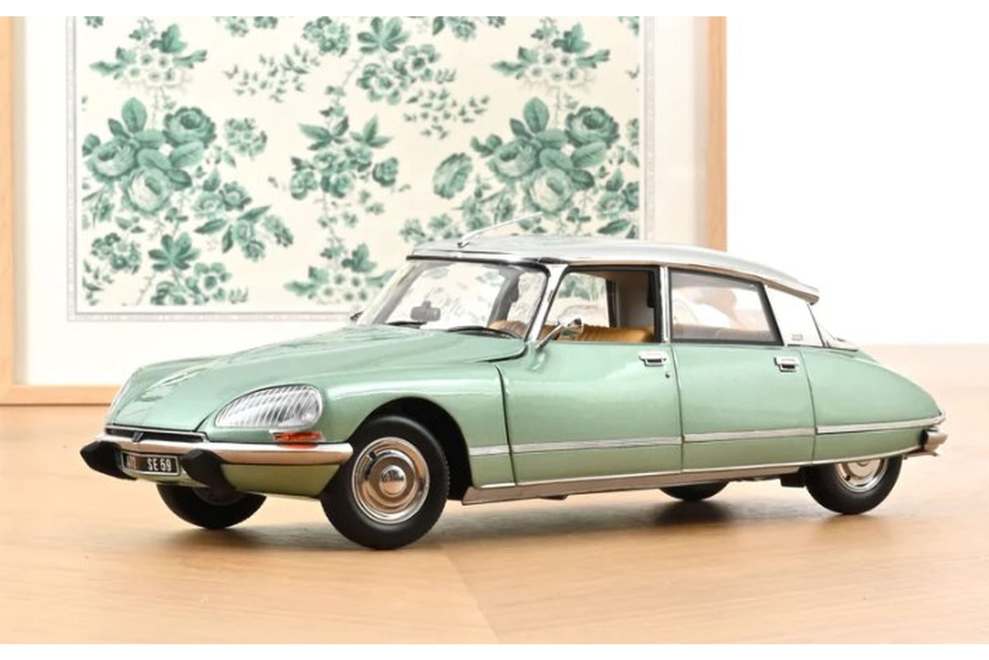 Citroën DS23 Pallas 1972 - green met. 1:18 – Thomas Langejürgen