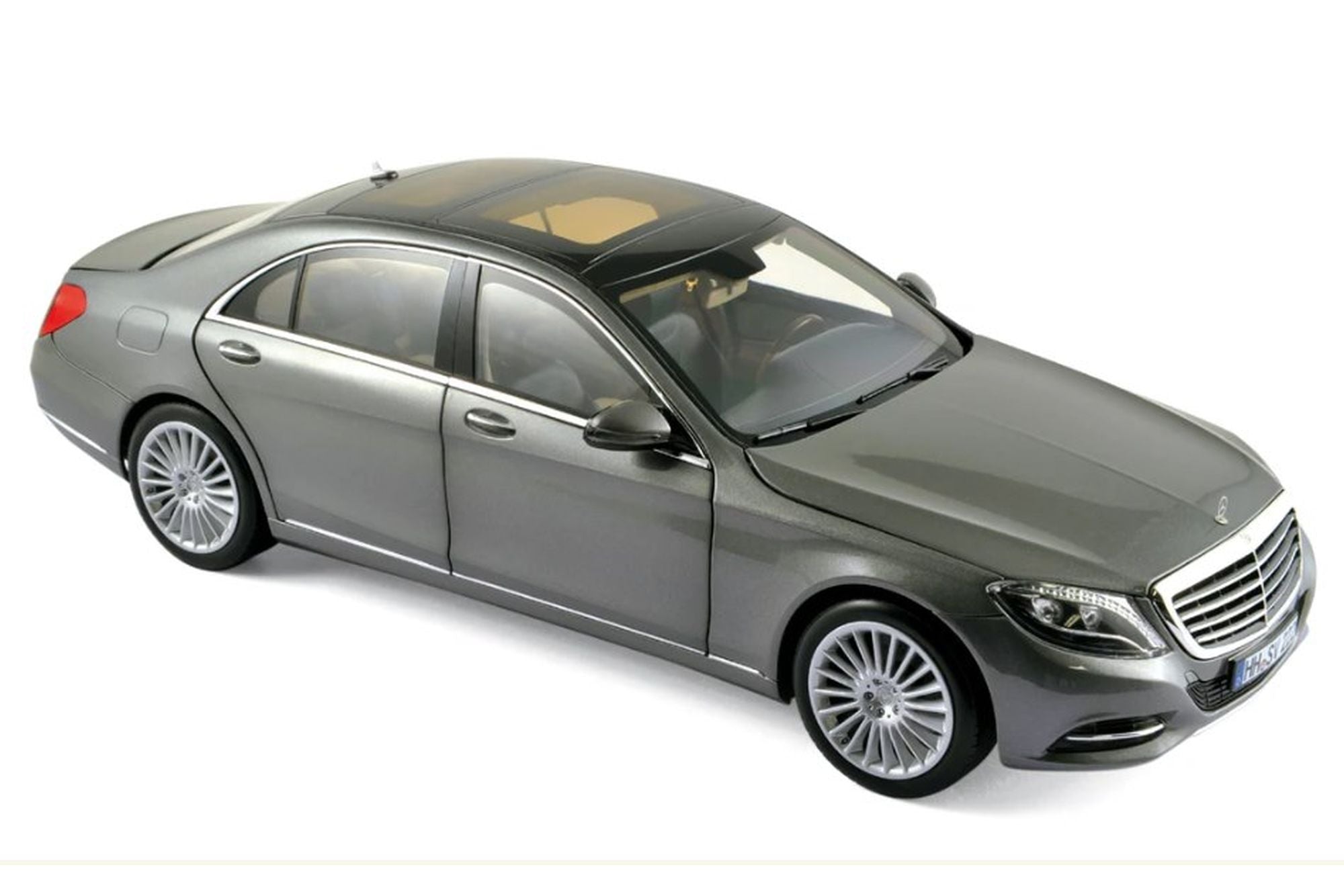 Mercedes S-Class (W222) 2013 - silver grey 1:18 – Thomas Langejürgen
