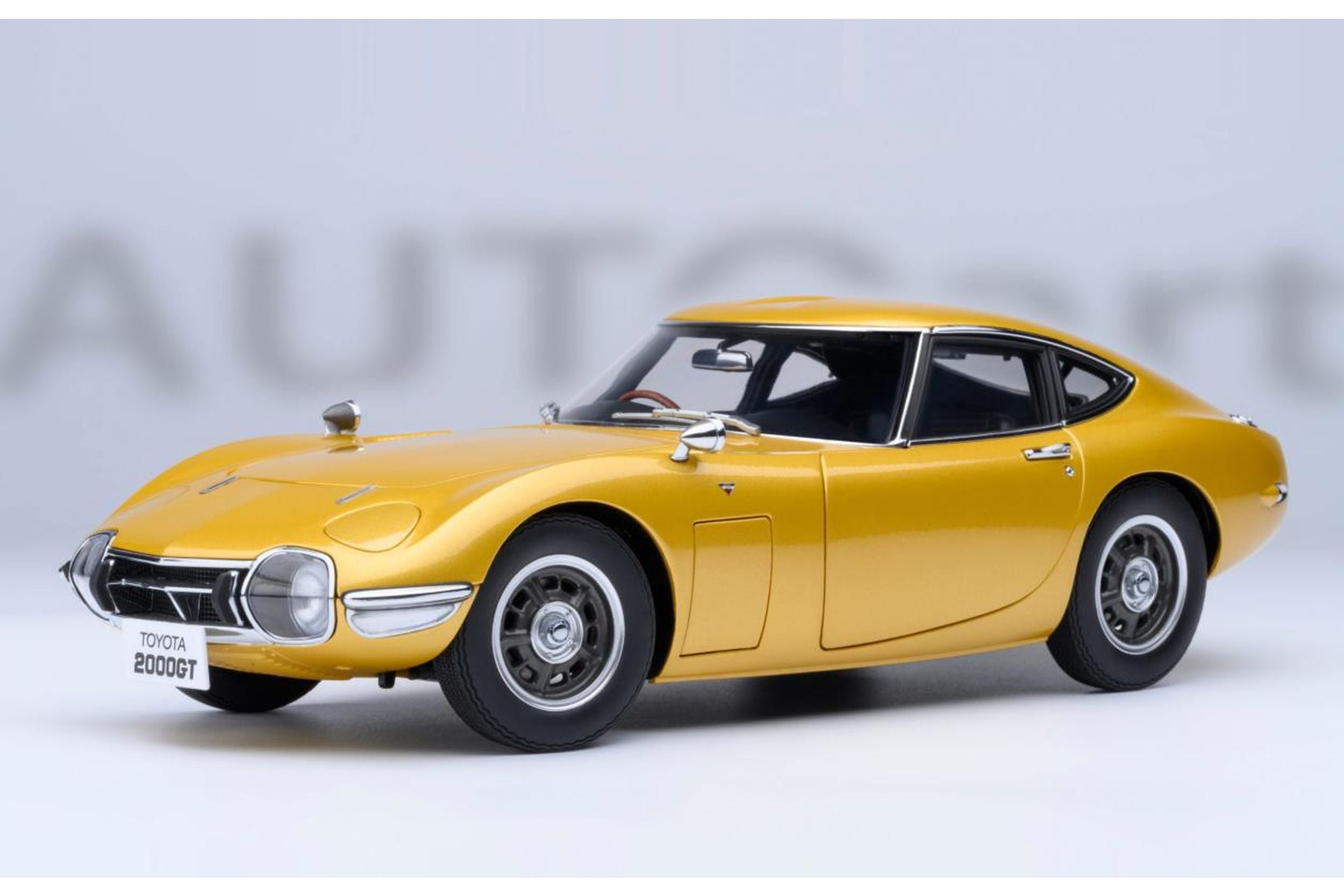 Toyota 2000 GT - gold 1:18 – Thomas Langejürgen