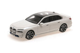 BMW i7 (2022) - white metallic