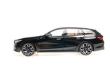 BMW i5 M60 TOURING 2024 - Black Metallic 1:18