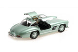 Mercedes 300 SL (W198) 1955 – light green metallic 1:18