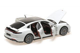 Porsche Panamera Turbo S (2020) - white metallic 1:18