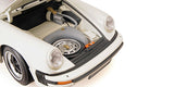 PORSCHE 911 CARRERA COUPE 3.2 1983 - White 1:18