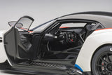 Aston Martin Vulcan 2015 - stratus white with blue 1:18