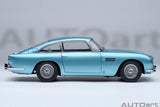 Aston Martin DB5 1964 - caribbean pearl/blue 1:18