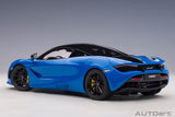 McLaren 720S (2017) - paris blue/metallic blue 1:18