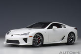 Lexus LFA 2010 - whitest white/carbon black 1:18