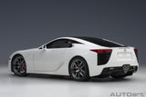 Lexus LFA 2010 - whitest white/carbon black 1:18