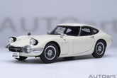 Toyota 2000GT 1967 - white 1:18