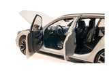 BMW i5 M60 TOURING 2024 - White Metallic 1:18
