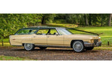 Cadillac DeVille Wagon (1972) - Personal car from Dean Martin - creme/green 1:43