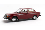Volvo 244DL (1975) - red 1:18