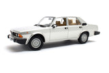 Alfa Romeo Alfa 6 2.5 (1979-1983) - silver met. 1:18