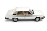 Alfa Romeo Alfa 6 2.5 (1979-1983) - silver met. 1:18