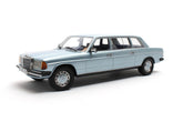 Mercedes W123 Lang (1978) - blue met 1:18