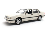 Volvo 850 GLT (1991-1994) - white 1:18