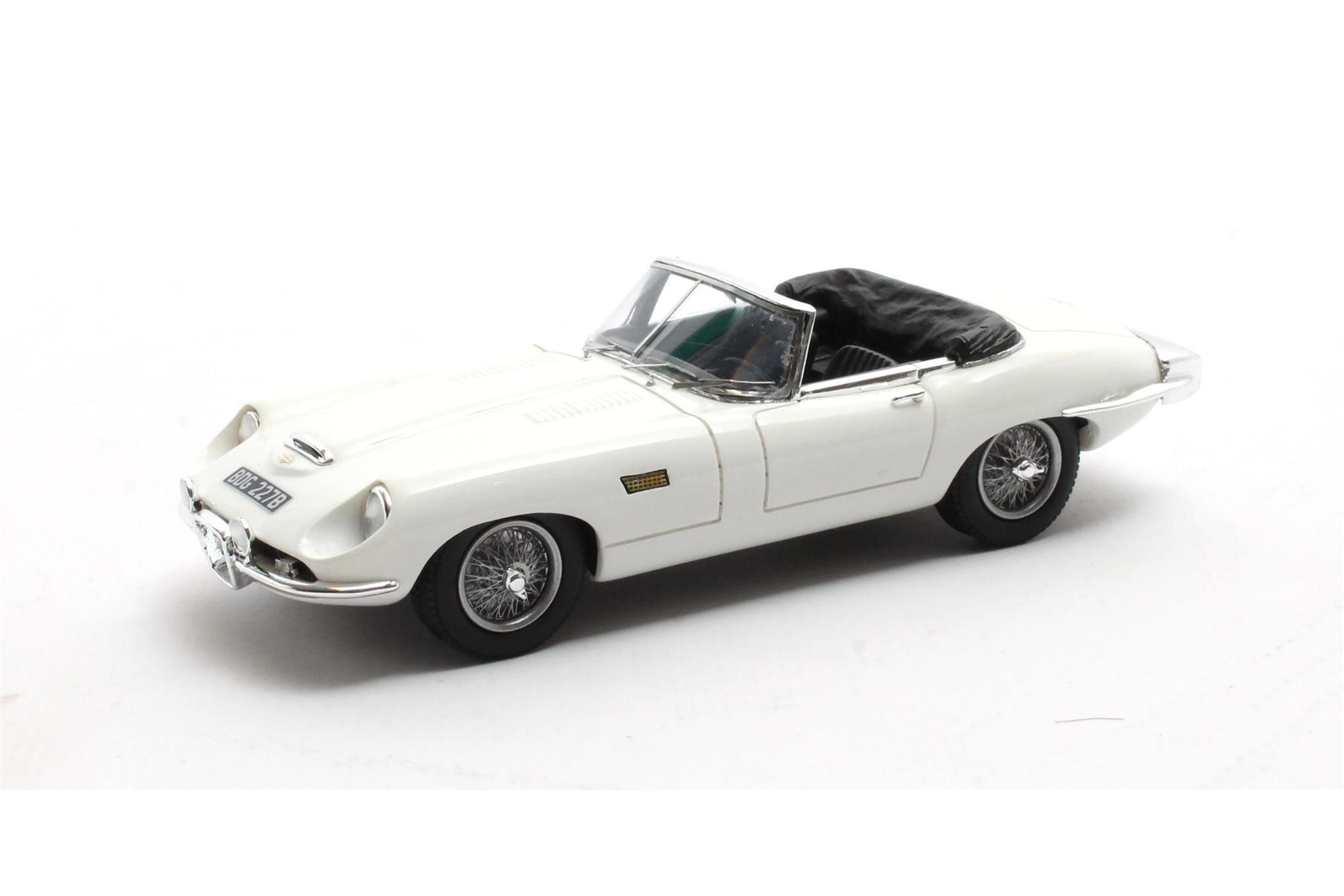 Jaguar Type E Coombs Frua argent - Edition limitée à 180 pièces 1964 1