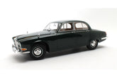 Jaguar 420 (1966-1969) - racing green 1:18