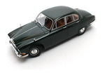 Jaguar 420 (1966-1969) - racing green 1:18