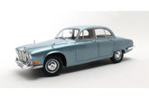 Jaguar 420 (1966-1969) - Opalescent silver blue met. 1:18