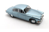 Jaguar 420 (1966-1969) - Opalescent silver blue met. 1:18