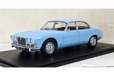 Jaguar XJ6 4.2 Series 1 (1968) - light blue 1:18
