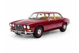 Jaguar XJ6 4.2 Series 1 (1968) - regency red 1:18
