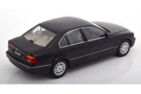 BMW 528i E39 Limousine (1995) - black 1:18