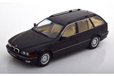 BMW 520i E39 Touring (1997) - black-metallic 1:18