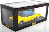 Dodge Monaco Texas Cab (1974) - yellow 1:18