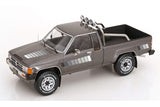 Toyota Hilux Truck Xtra Cab 4x4 (1985) - grey metallic 1:18