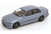 BMW M5 E39 (1998) - silverstone blue met. 1:18