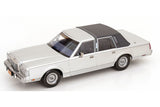 Lincoln Town Car (1985) from the movie "Air" - silver/darkgrey 1:18