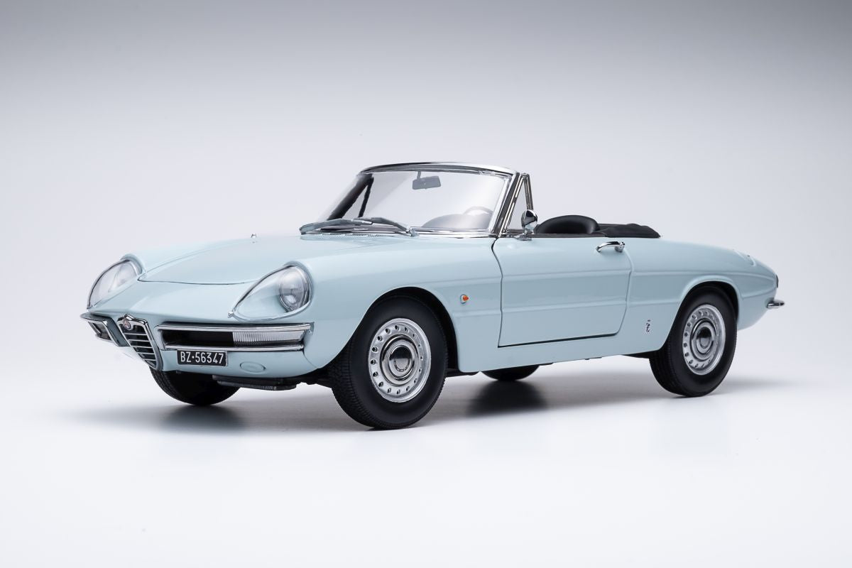 Alfa Romeo 1600 Duetto Spider 1966 - blu celeste 1:18