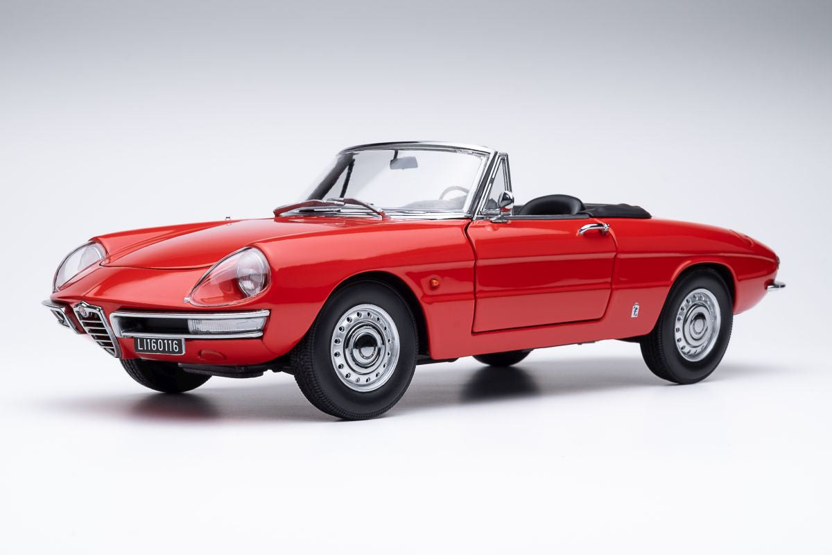 Alfa Romeo 1600 Duetto Spider 1966 - red 1:18 – Thomas Langejürgen Alfa Romeo 1600 Duetto Spider 1966 - red 1:18 – Thomas Langejürgen