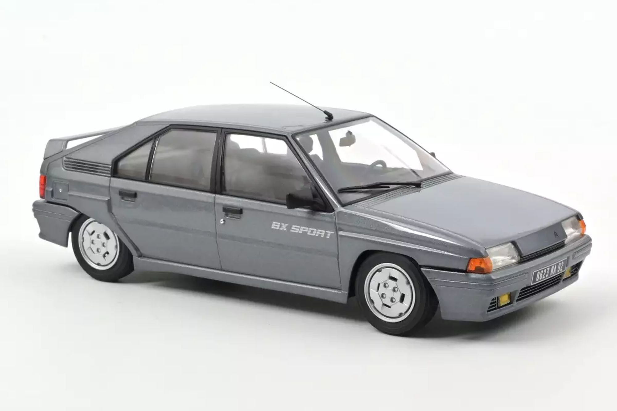 CITROEN BX SPORT 1985 ミニカー Citroën BX Sport 1985 - Fox grey 1:18 – Thomas Langejürgen