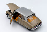 Citroën DS23 Pallas 1972 - sable metallise / silver top 1:18