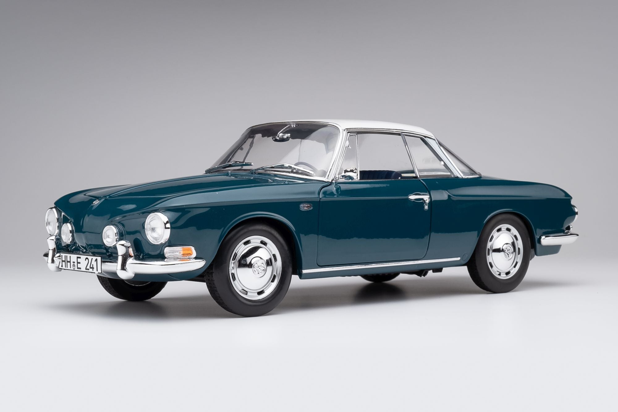 Norev Collection Japon 1/43 - Honda 1300 Coupé 1970 - Verte - Sous Vitrine