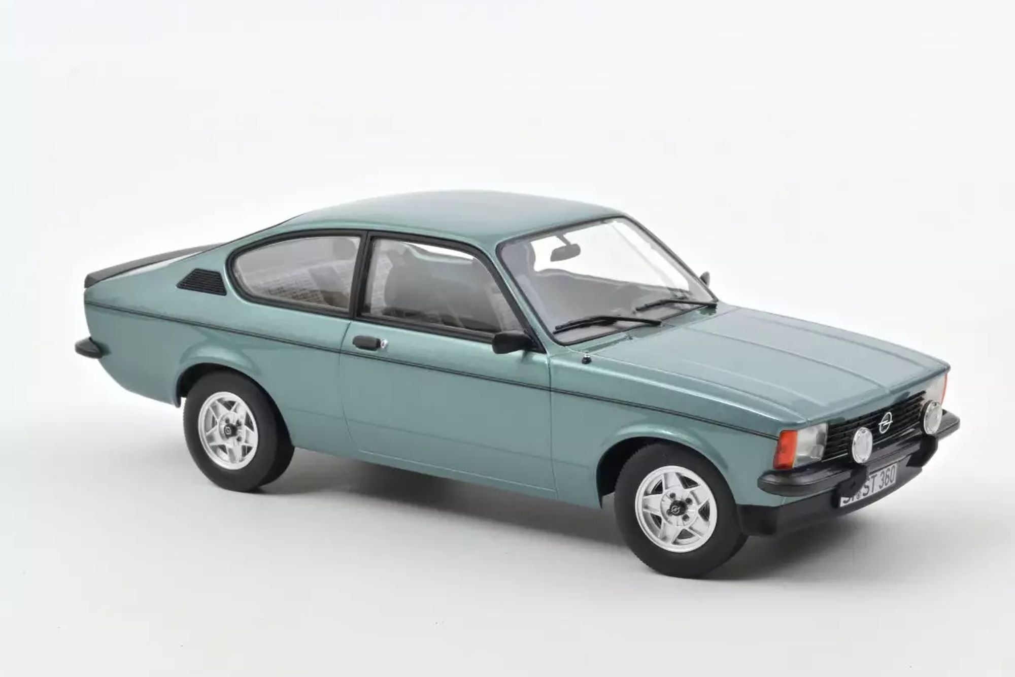 Opel Kadett Rallye Winterfest 1978 - turquoise 1:18 – Thomas