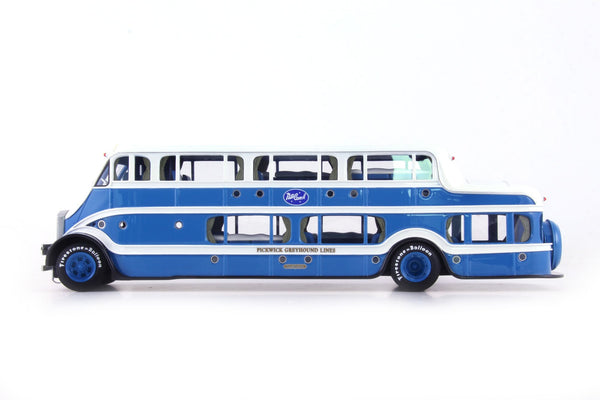 Pickwick Nite Coach "Pacific Greyhound lines" (1930) - white-blue 1:43