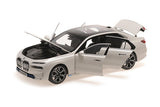 BMW i7 (2022) - white metallic