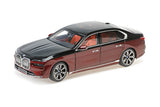 BMW i7 (2022) - black metallic/red metallic