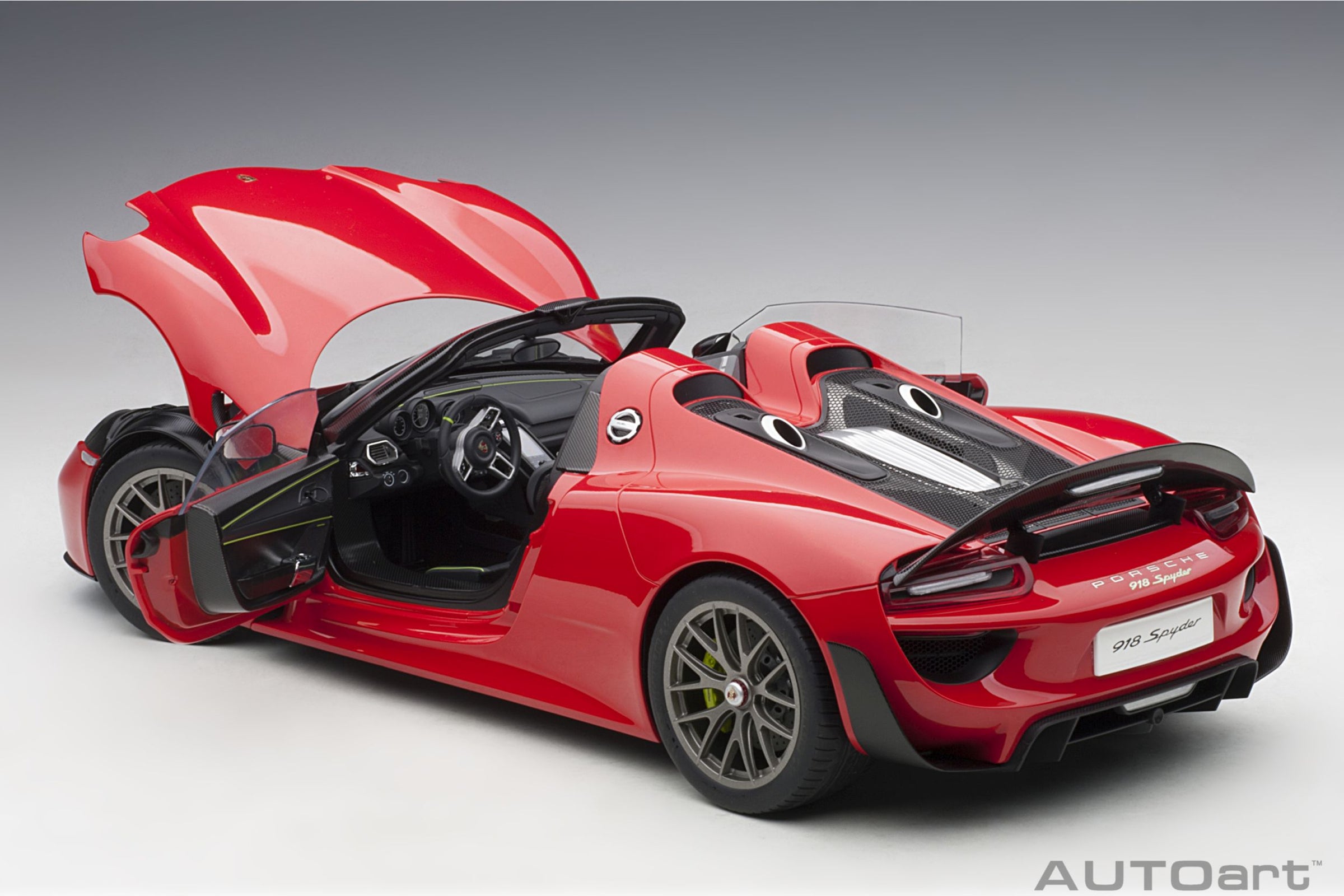 Porsche 918 Spyder 