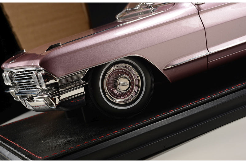 1962 Cadillac Sedan de Ville - heather metallic 1:18