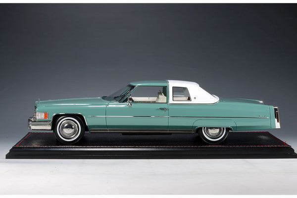 1976 Cadillac Coupe de Ville - Dunbarton Green 1:18