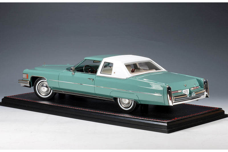 1976 Cadillac Coupe de Ville - Dunbarton Green 1:18