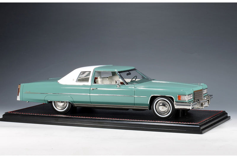 1976 Cadillac Coupe de Ville - Dunbarton Green 1:18
