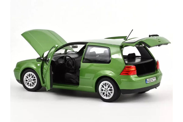 VW Golf IV GTI (1998) - cosmic green metallic 1:18