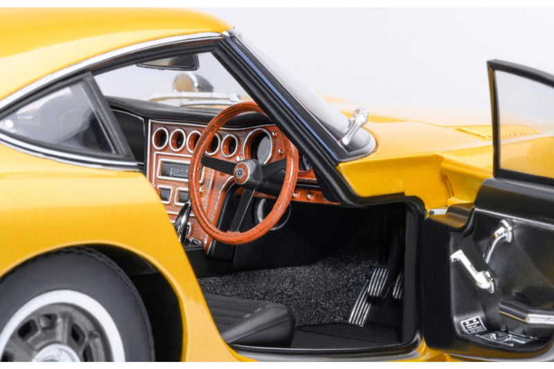 Toyota 2000 GT - gold 1:18 – Thomas Langejürgen
